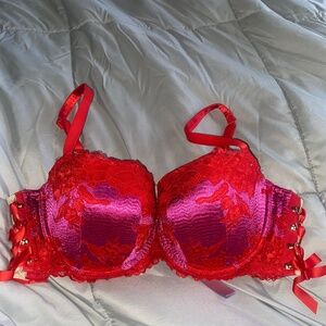 Savage x Fenty Bra - Red & Pink